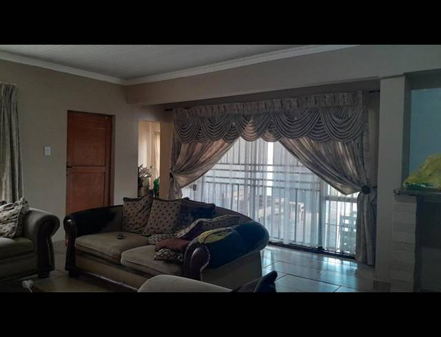 3 BEDROOM HOUSE FOR SALE IN NIRVANA